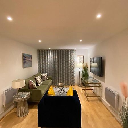 Fabulous 2 Bed Apartment In Vauxhall Лондон Екстер'єр фото