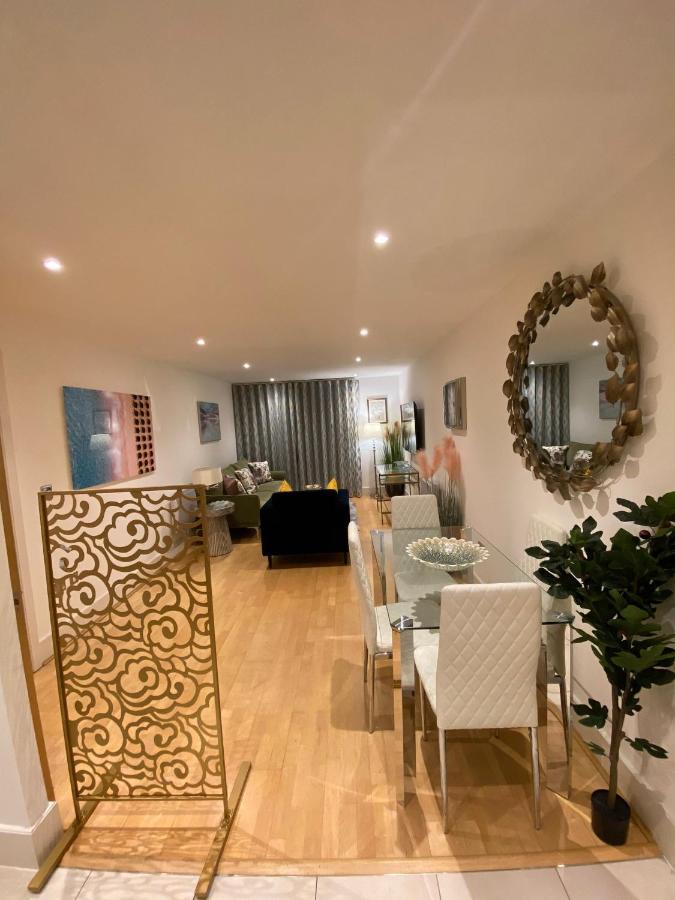 Fabulous 2 Bed Apartment In Vauxhall Лондон Екстер'єр фото