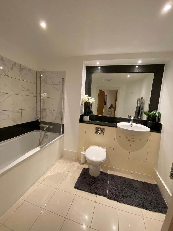 Fabulous 2 Bed Apartment In Vauxhall Лондон Екстер'єр фото